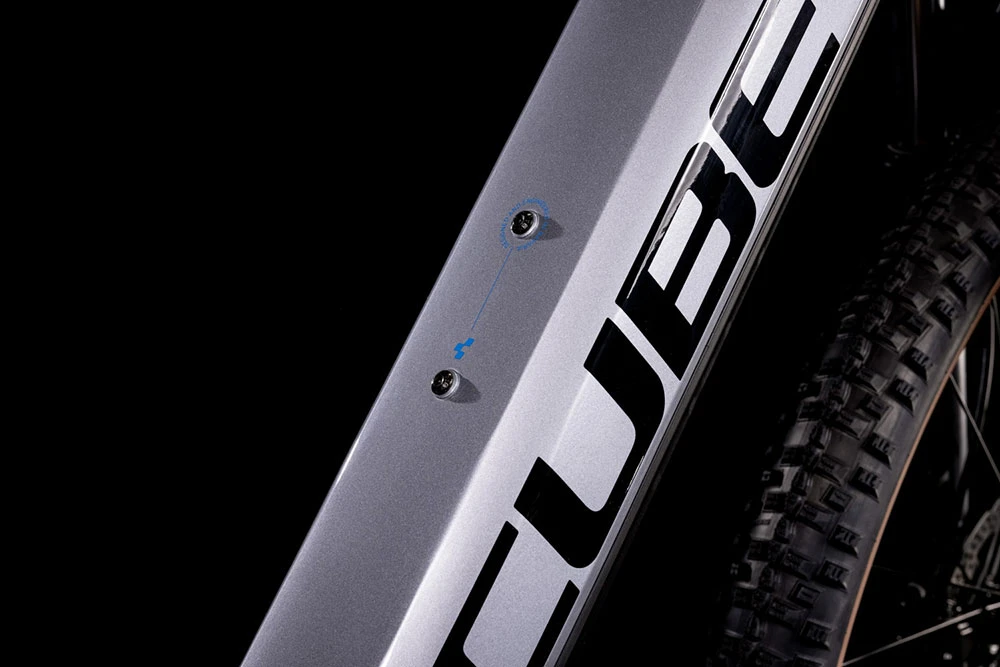 Cube Reaction Hybrid Performance 500 Polarsilver´n´blue 5 Cube Reaction Hybrid Performance 500 Polarsilver´n´blue – Bild 3