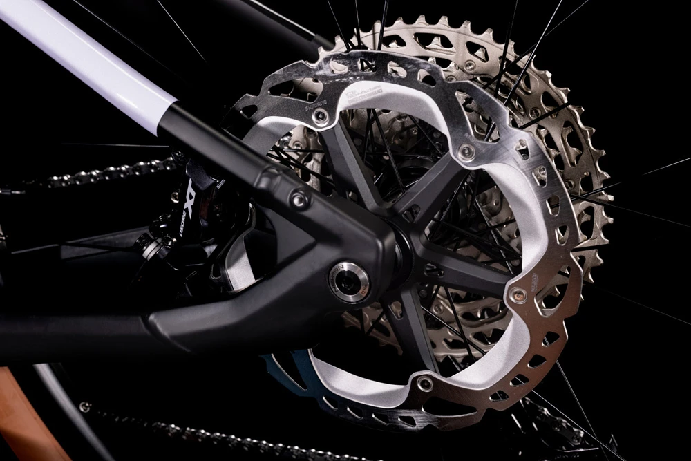 Cube Reaction Hybrid SLT 750 29 Violetwhite´n´black 4 Cube Reaction Hybrid SLT 750 29 Violetwhite´n´black – Bild 2