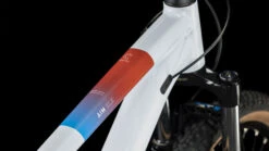 Cube Aim SLX White´n´blue´n´red -Fahrradförderung Aim SLX white n blue n red 601510 1