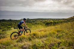 Santa Cruz Blur C S -Fahrradförderung htSQD FULL SHOOT Bvernor 1077lK2H0gRkYwh4L